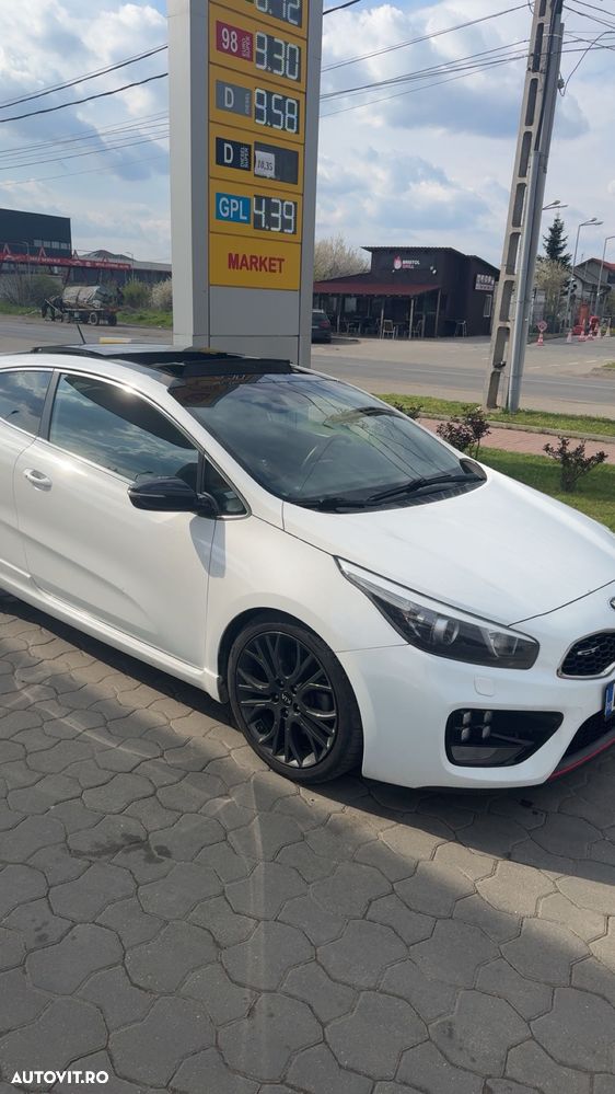 Kia Pro Ceed GT - 2