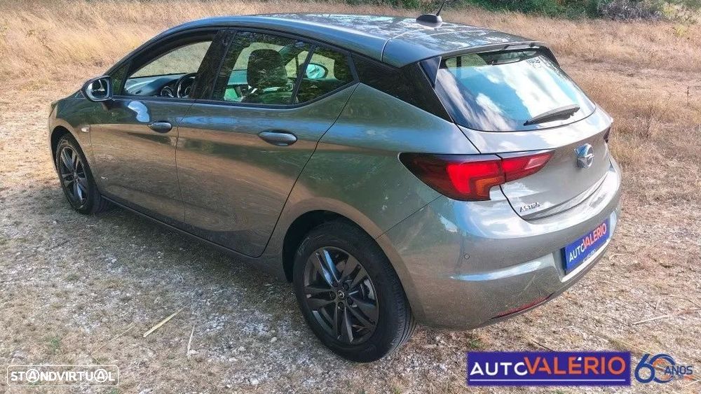 Opel Astra 1.2 T Design & Tech S/S - 5