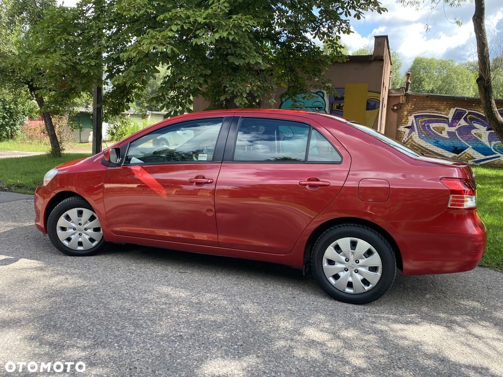 Toyota Yaris - 6