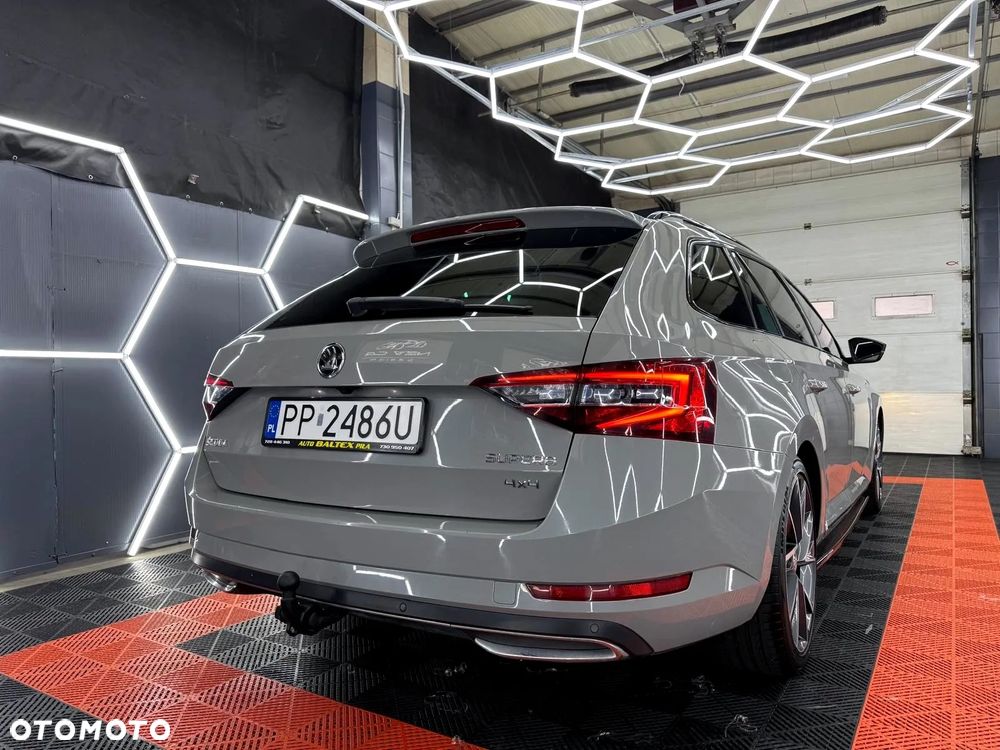 Skoda Superb 2.0 TDI 4x4 DSG Sportline - 6
