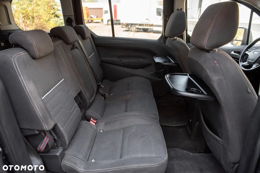 Ford Tourneo Connect - 24