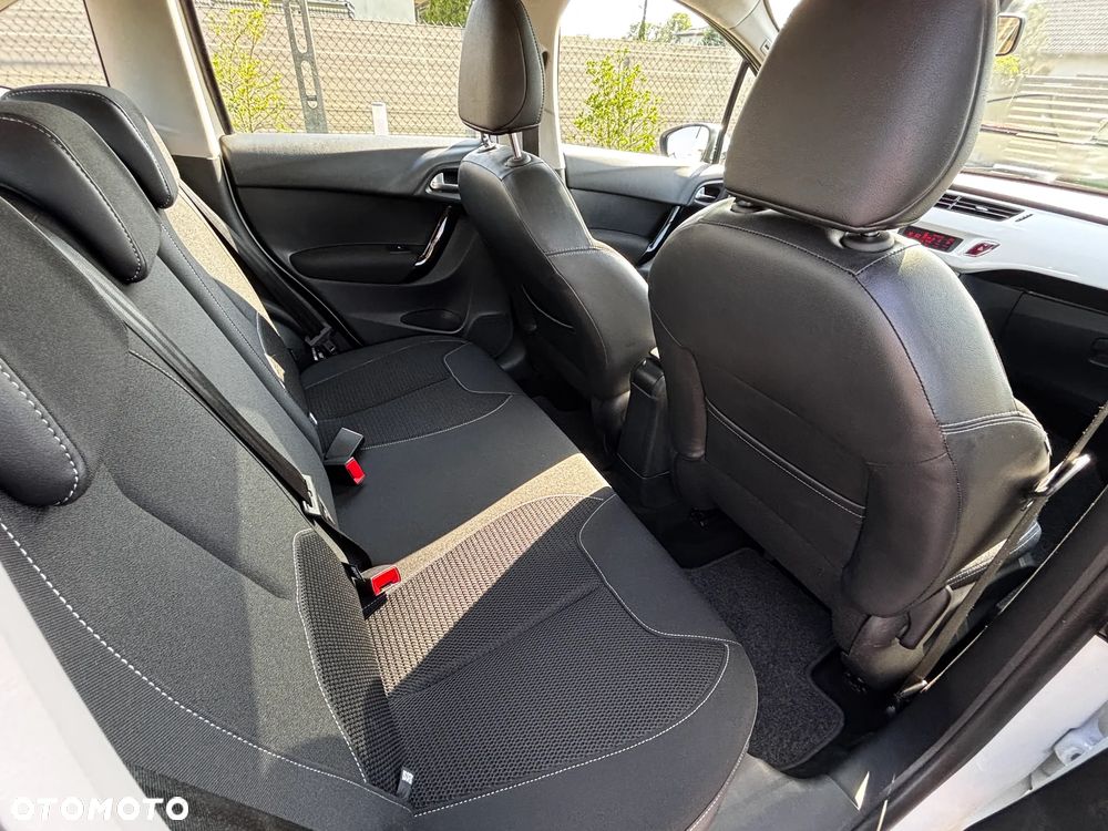 Citroën C3 1.2 PureTech Exclusive - 14