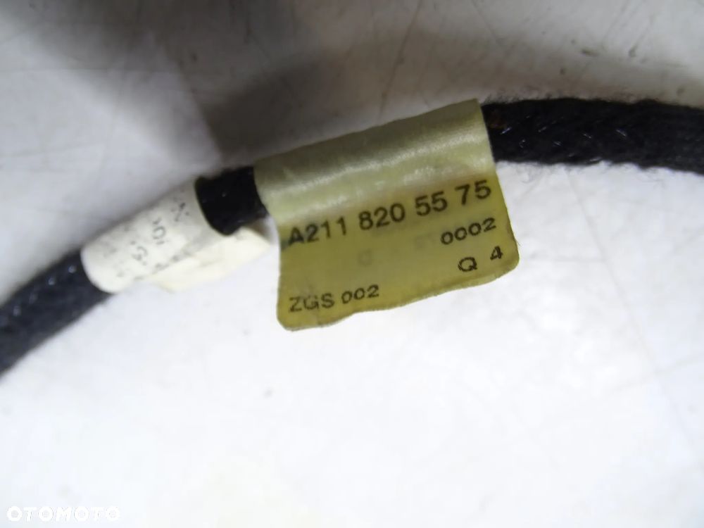 Mercedes W211 W219 Antena Pletwa C368 2118205575 - 4