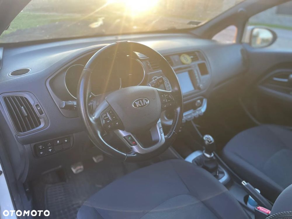 Kia Rio - 21
