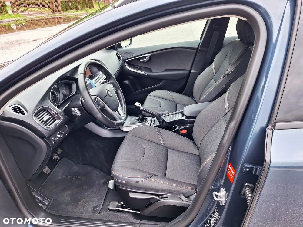 Volvo V40 Cross Country D2 Plus - 6