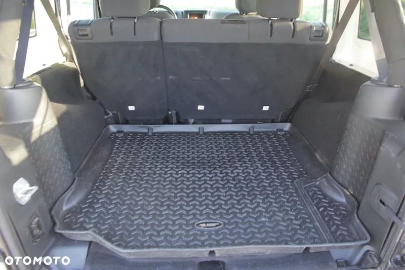Jeep Wrangler - 24