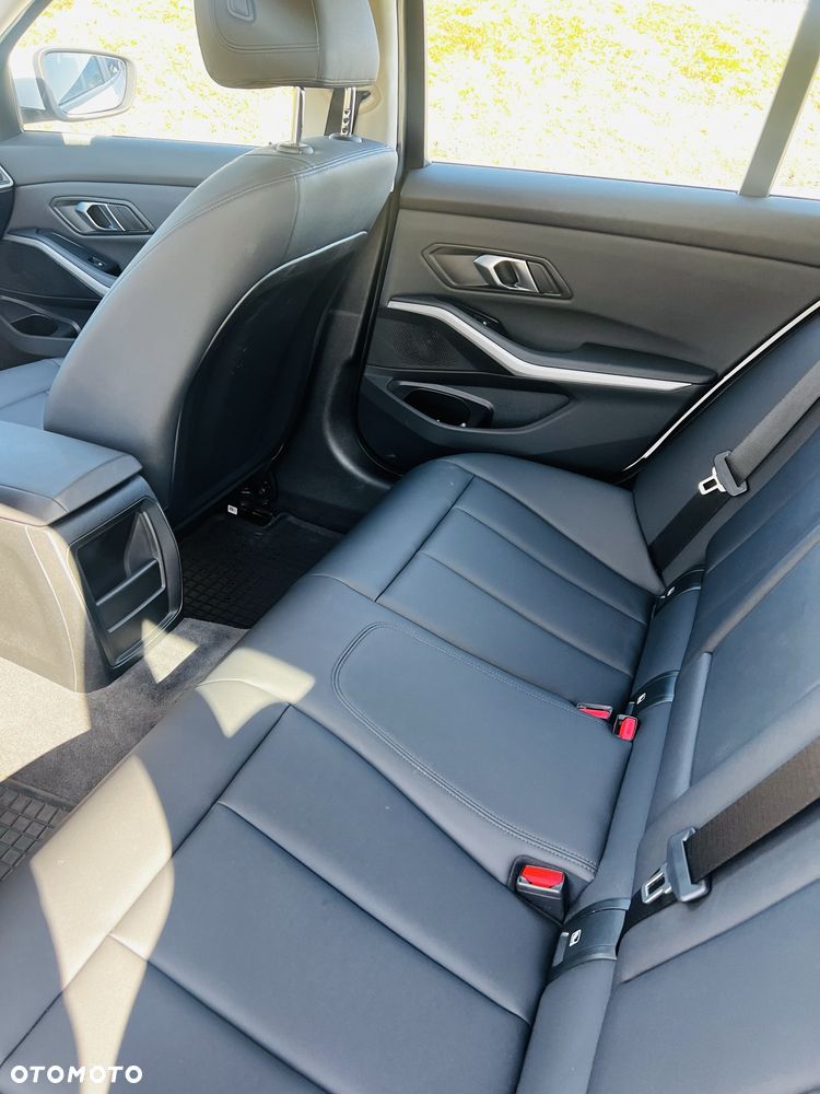 BMW Seria 3 - 6