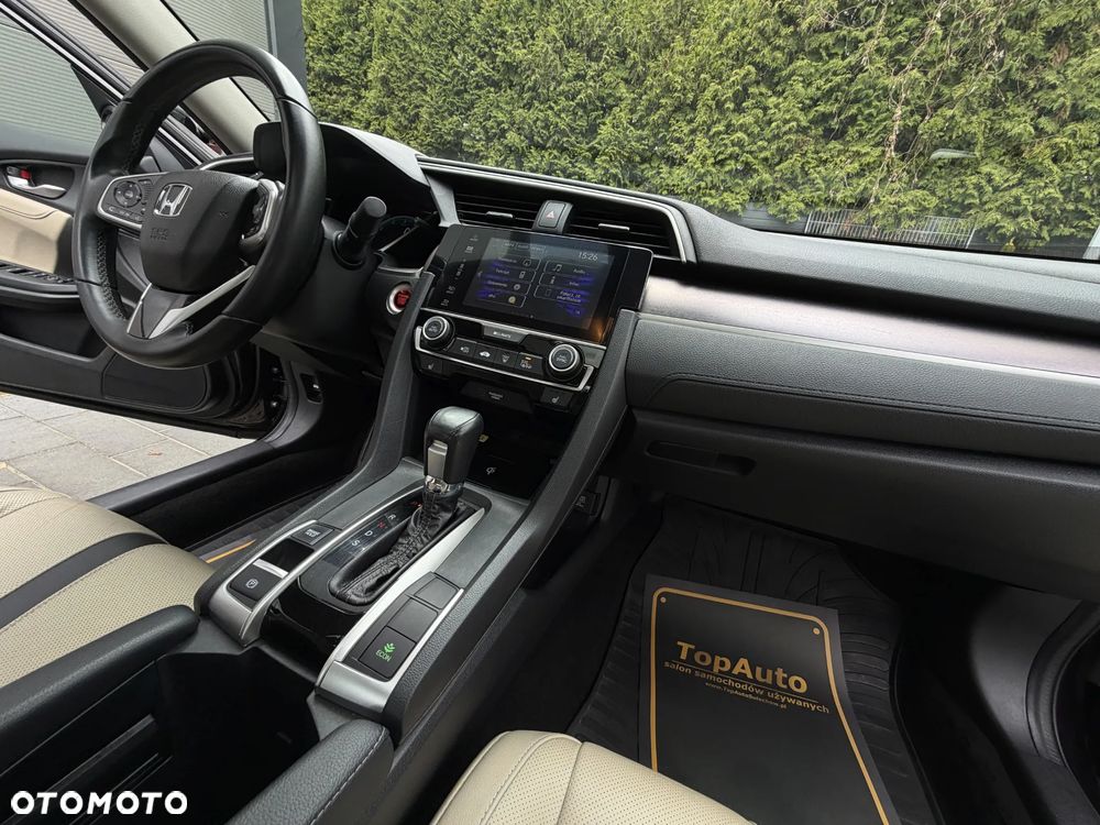 Honda Civic 1.5 i-VTEC Turbo CVT Executive - 17