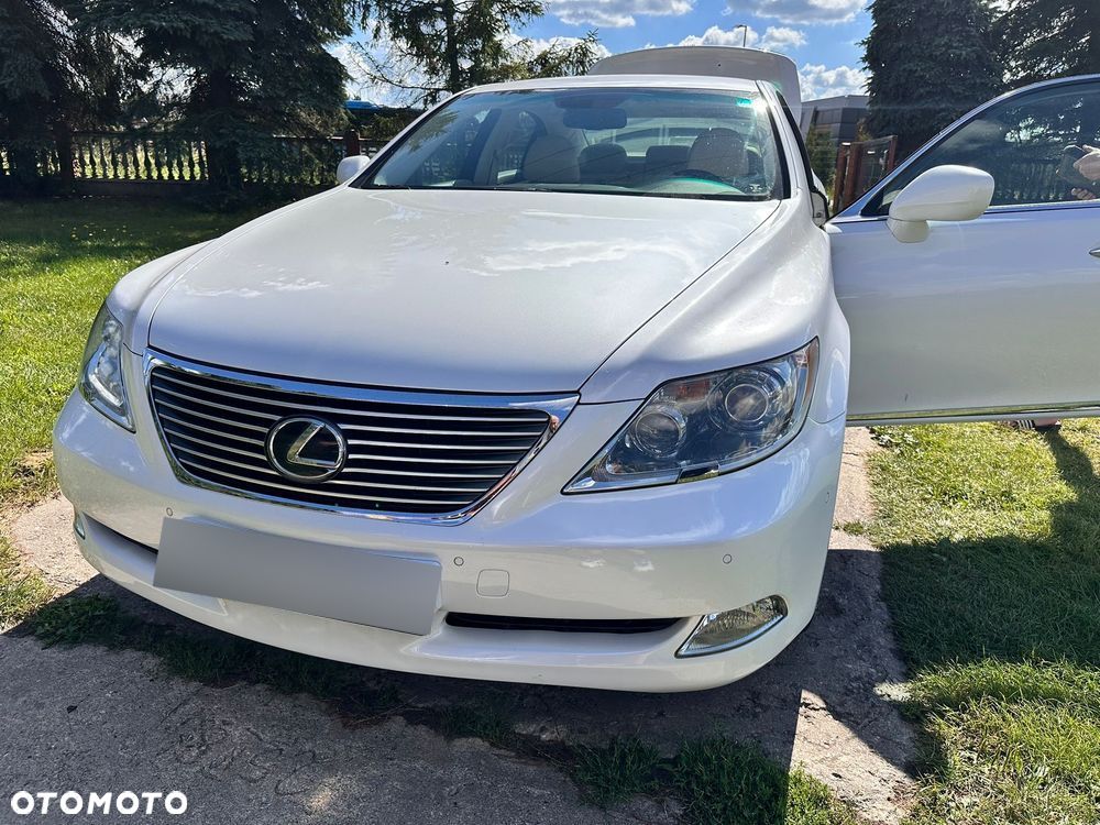 Lexus LS 460 Elite - 5