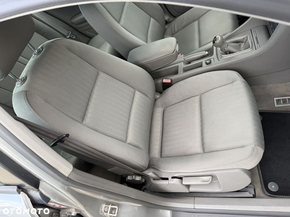 Audi A4 Limousine - 24