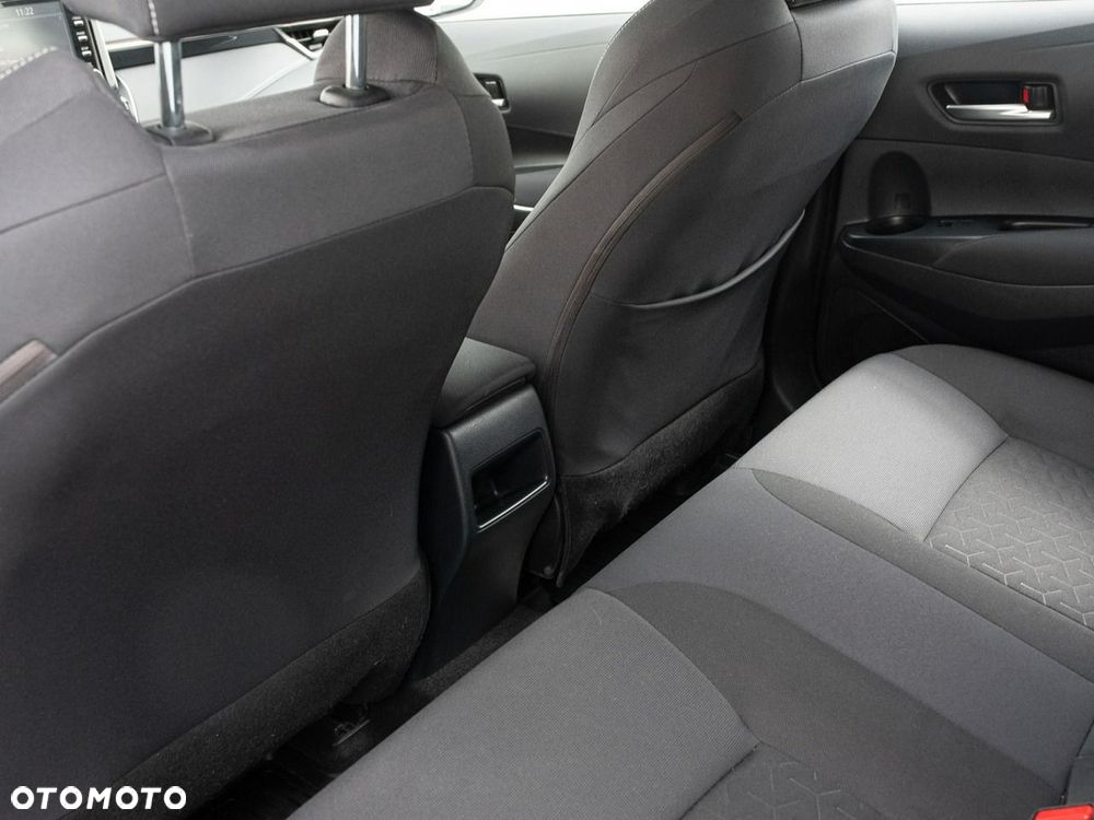 Toyota Corolla - 22