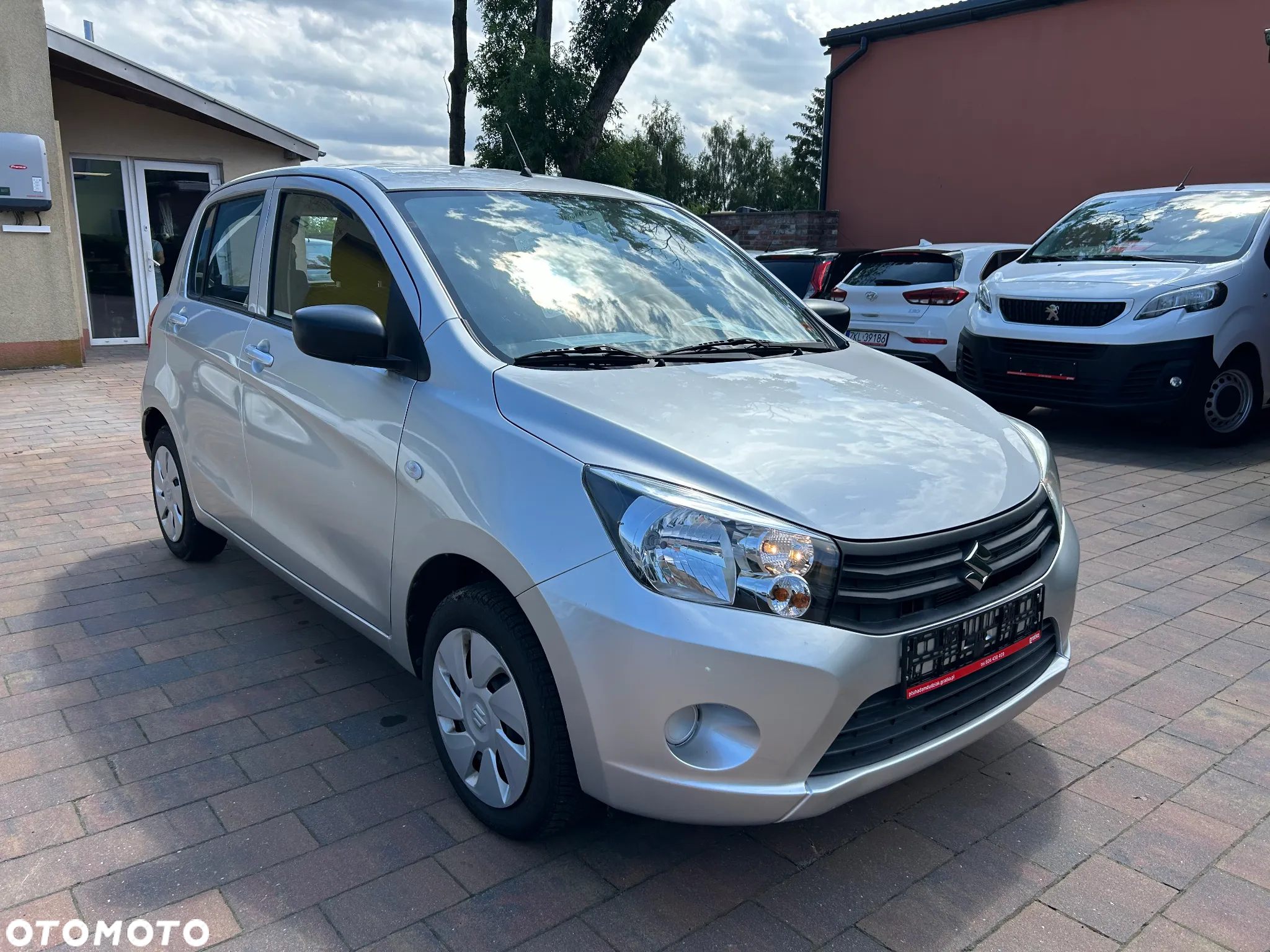 Suzuki Celerio 1.0 Comfort AGS - 6