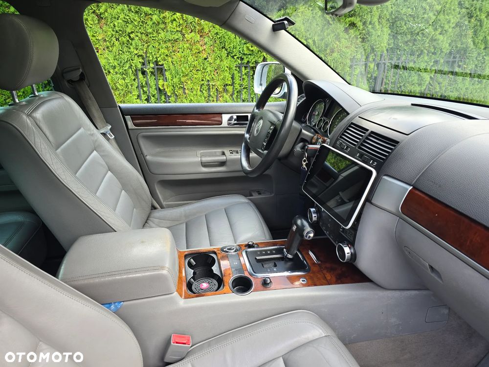 Volkswagen Touareg 2.5 R5 TDI Tiptr - 30