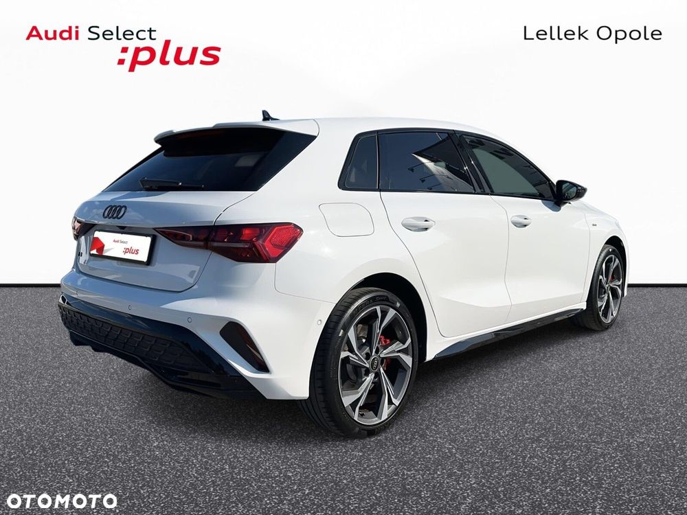 Audi A3 Sportback - 6