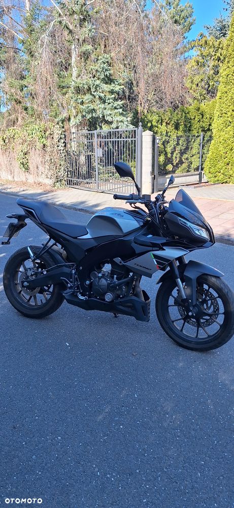 Aprilia Tuono - 3