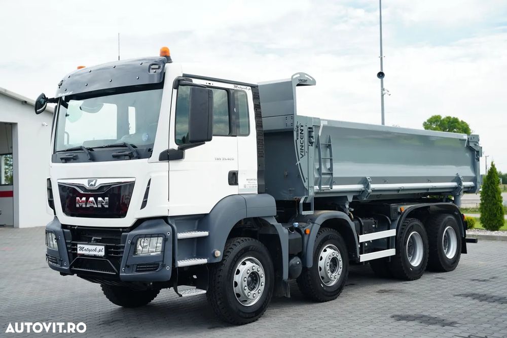 MAN TGS 35.420 / 8X4 / BASCULĂ CU 2 LATE - 6 M / LATERALĂ HIDROBRATĂ / BORDMATIC / VINCENT / EURO 6 - 12