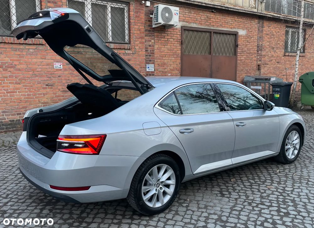 Skoda Superb 1.5 TSI ACT Style - 15