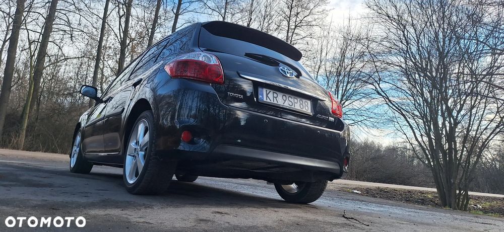 Toyota Auris - 13