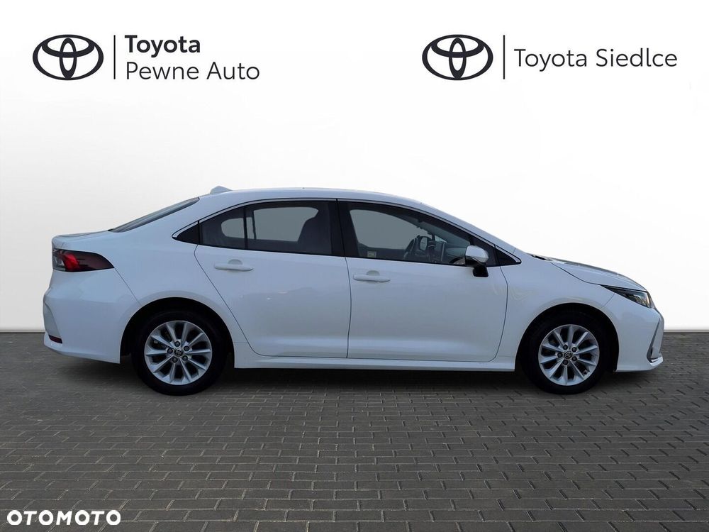 Toyota Corolla - 8