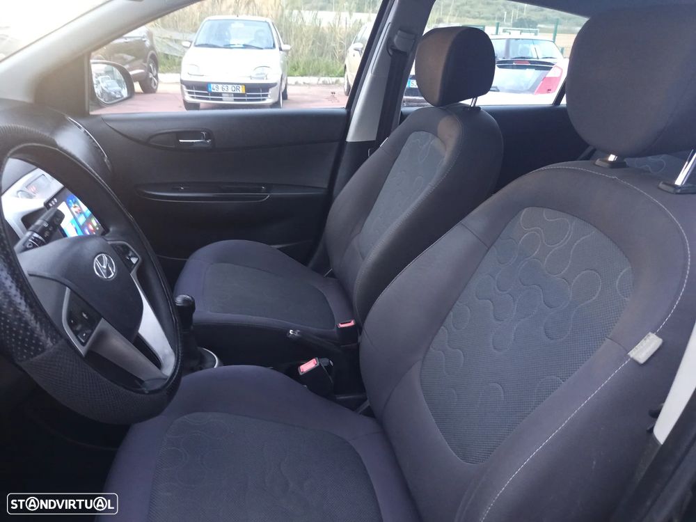 Hyundai i20 1.2 Comfort ESP - 18