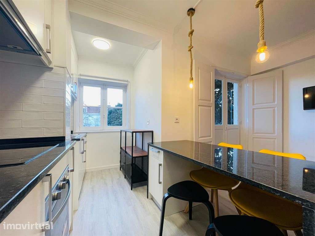 Apartamento T0 na zona da Alta da cidade junto à Universidade de Coimb - Grande imagem: 5/6