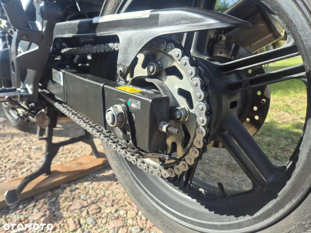 Honda CBF - 15