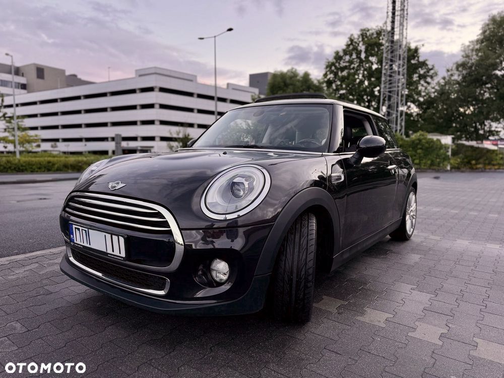 MINI Cooper Standard - 12