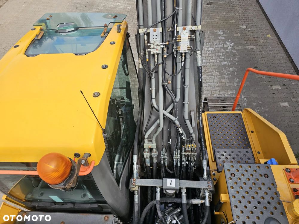 Volvo EC220EL - 21