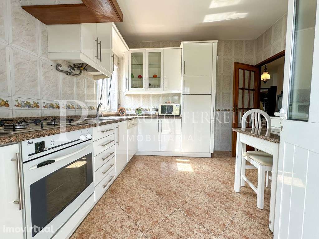 Andar moradia T3 mobilado próximo do centro de Famalicão - Grande imagem: 5/11