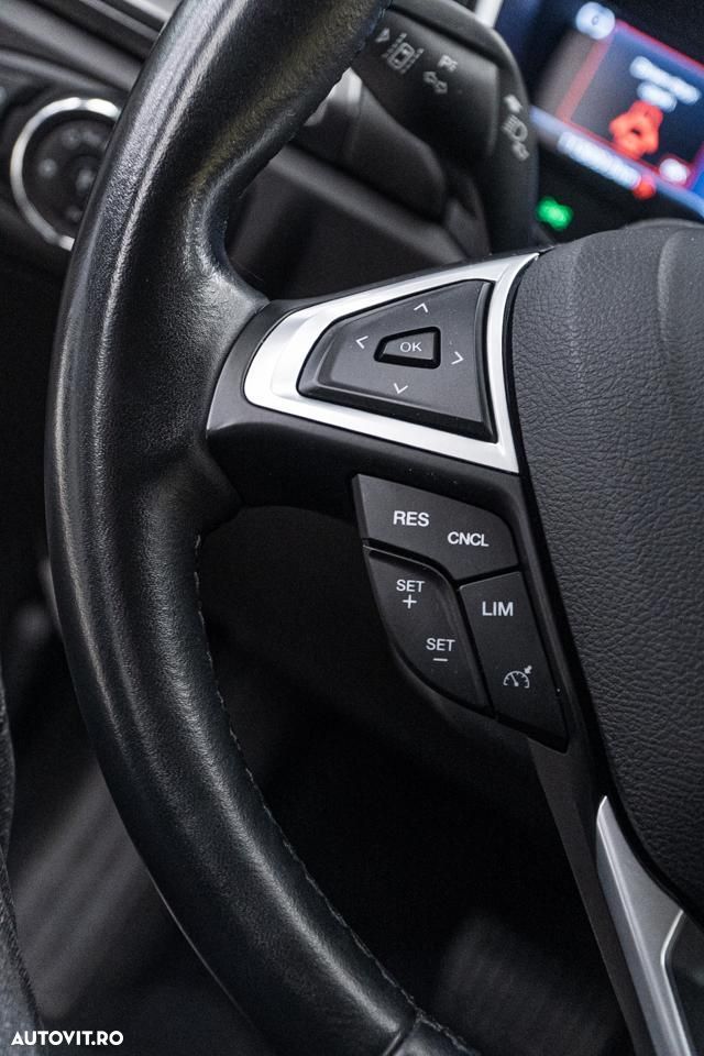 Ford Mondeo 2.0 HEV Titanium - 27