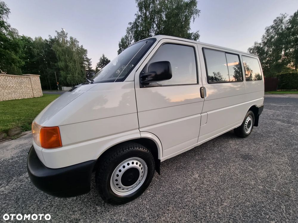 Volkswagen Transporter - 4