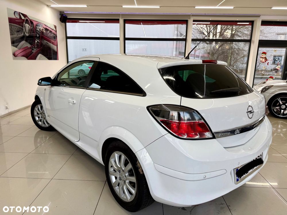 Opel Astra 1.6 Black&White - 2