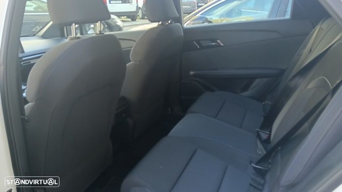 MG MG4 4 Standard - 48