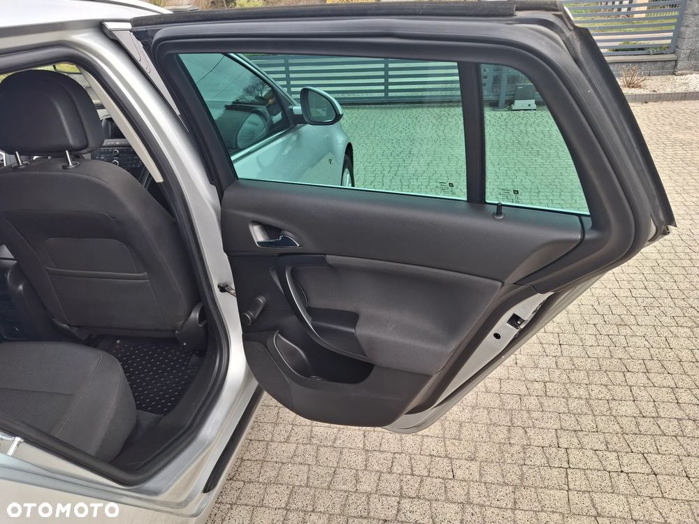 Opel Insignia 1.6 Turbo Cosmo - 27