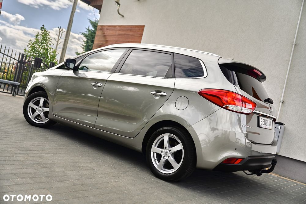 Kia Carens 1.6 GDI Attract - 6
