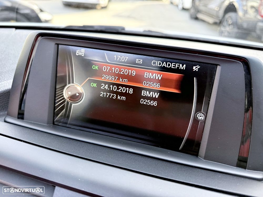 BMW 214 Active Tourer - 32