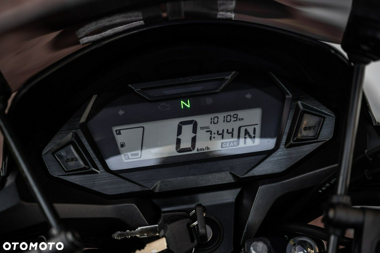 Honda CB - 10