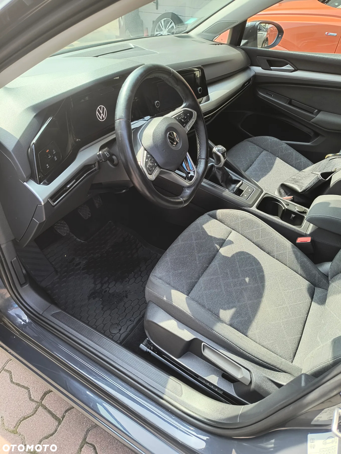 Volkswagen Golf - 5