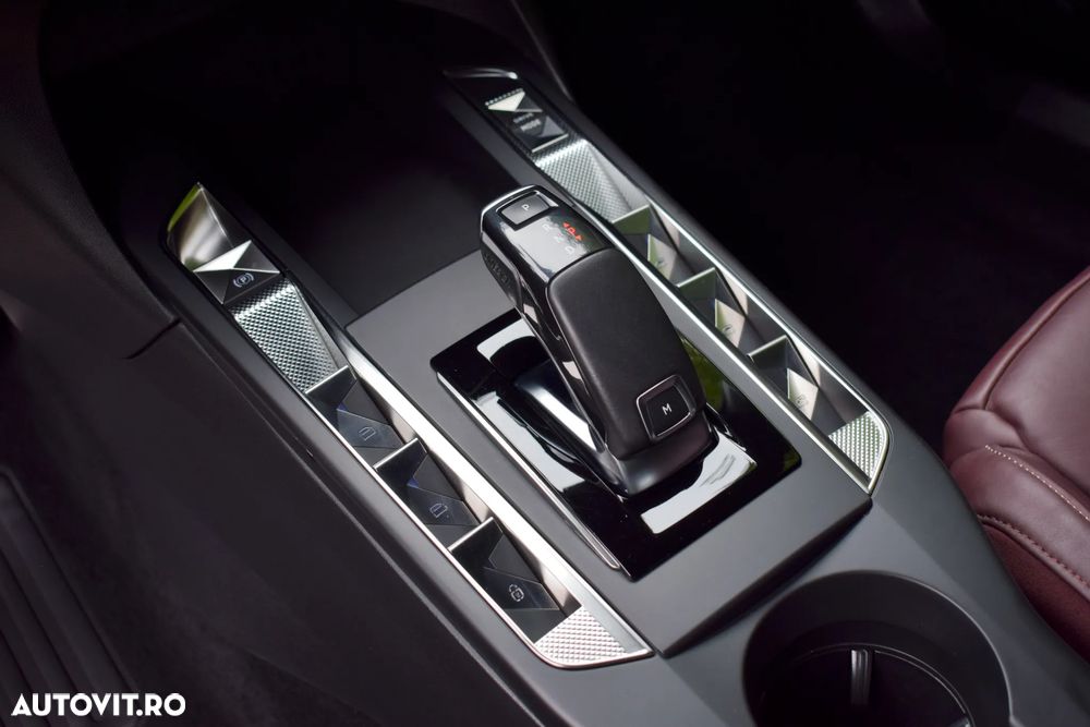 DS Automobiles DS 3 Crossback - 33