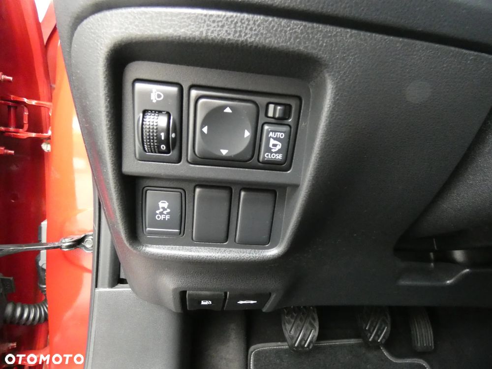 Nissan Juke 1.6 Tekna S&S - 16