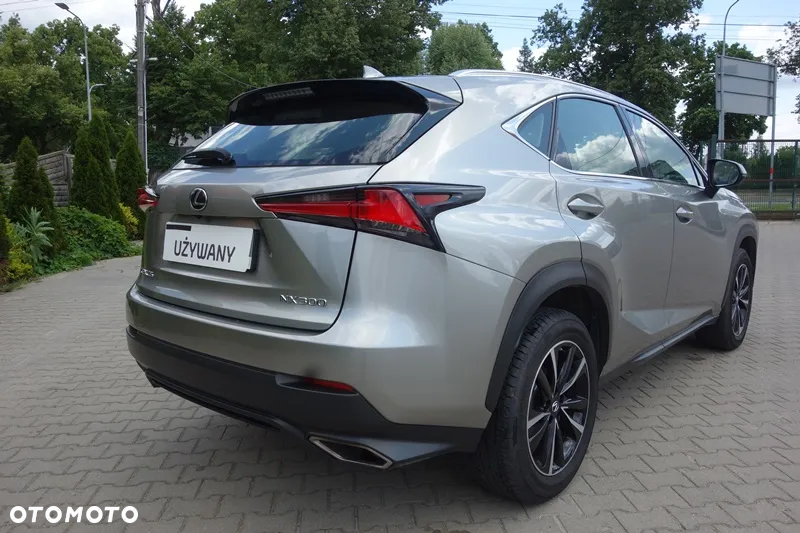 Lexus NX 300 Business Edition AWD - 2