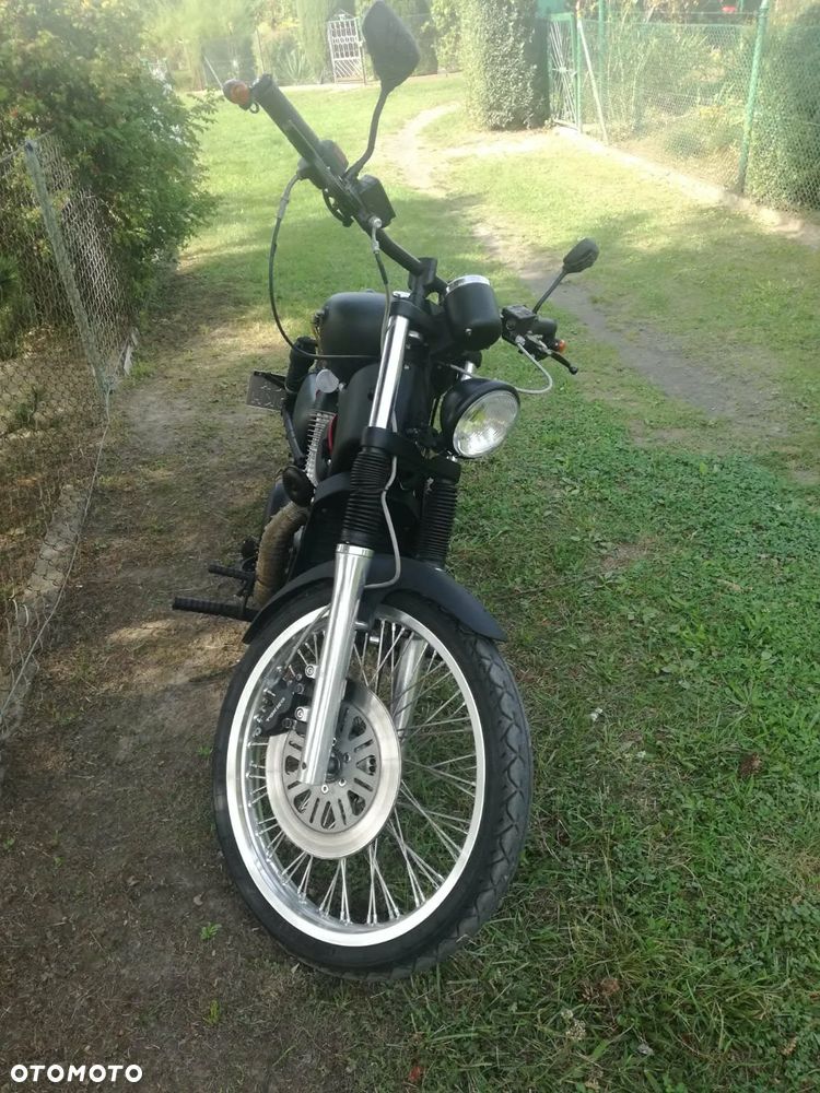 Suzuki Intruder - 7