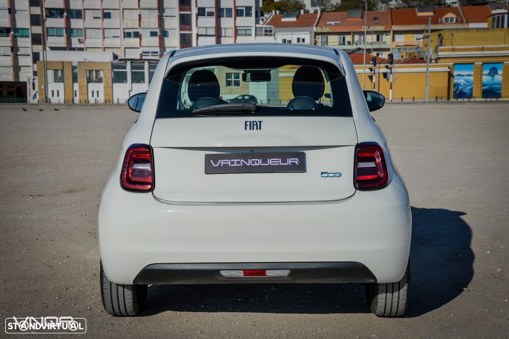 Fiat 500e Action - 8