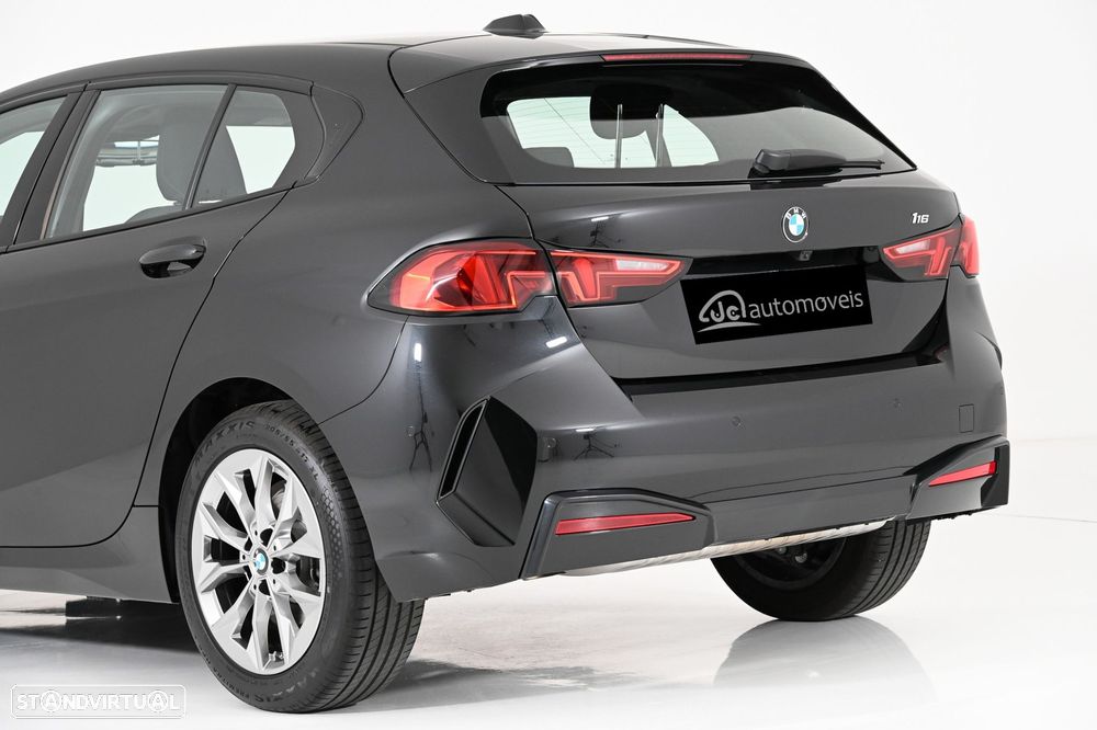 BMW 116 Standard - 12