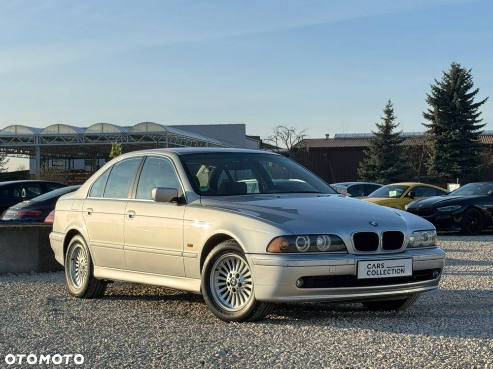BMW Seria 5 525i - 1