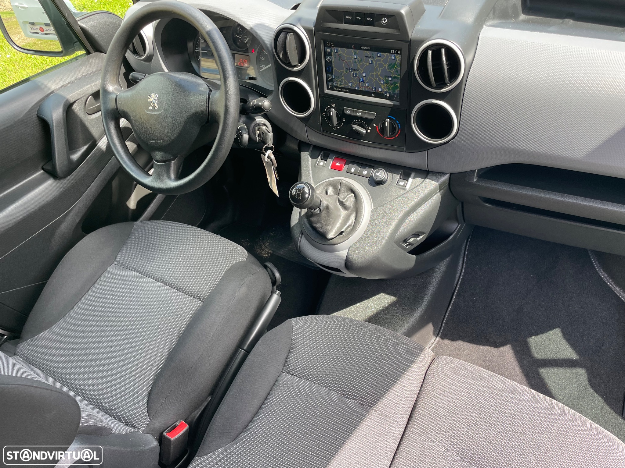 Peugeot Partner 1.6 HDI 3 Lugares - 2