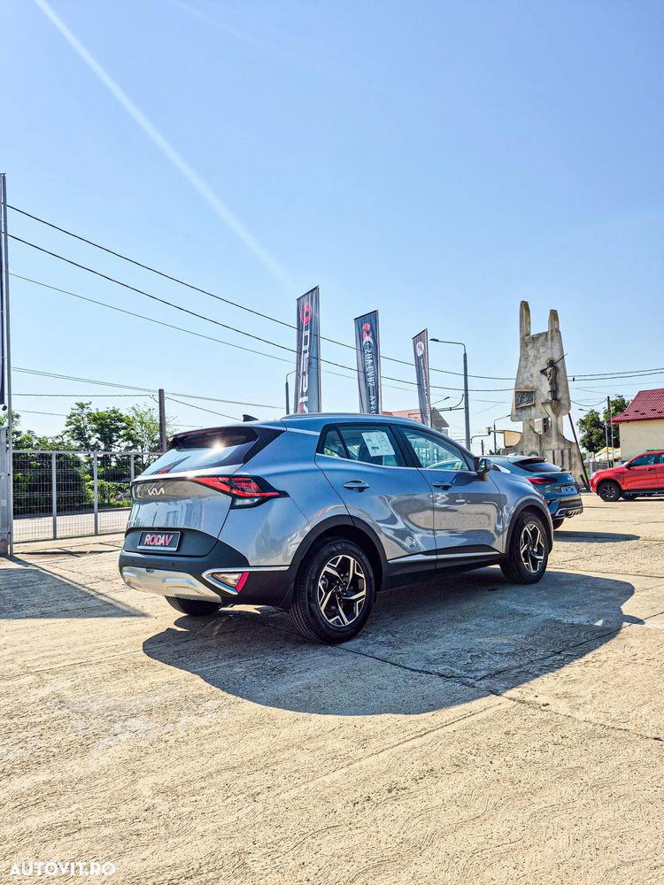 Kia Sportage 1.6 T-GDI 7DCT HP 4x2 MHEV Urban - 4