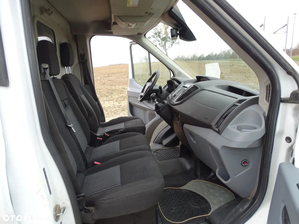 Ford Transit 350E - 9