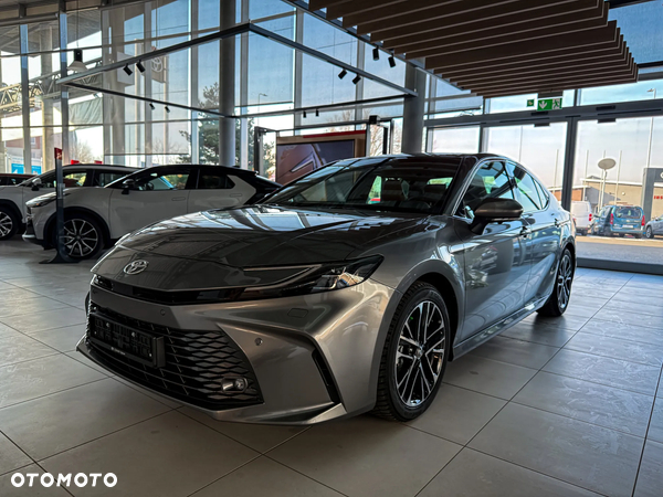 Toyota Camry 2.5 Hybrid Executive CVT