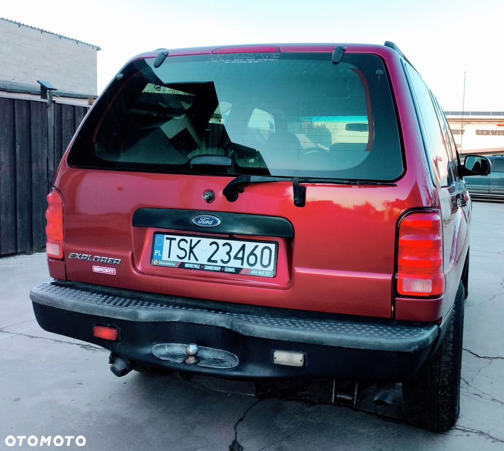 Ford Explorer 4.0 - 8